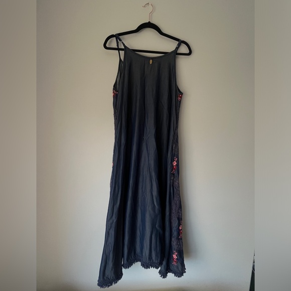 Ruby Yaya Embroidered Spaghetti Strap Tasseled Boho Maxi Dress Size Small - Picture 8 of 12